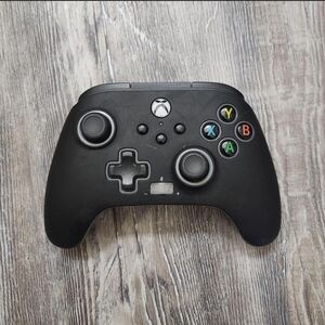 PowerA Lumectra Wired Controller (lights up)